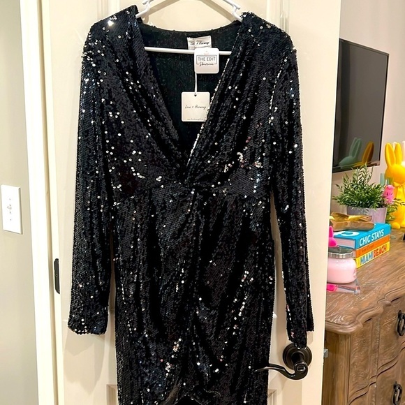 Black Sequin Dress (L) NWT - Picture 1 of 3